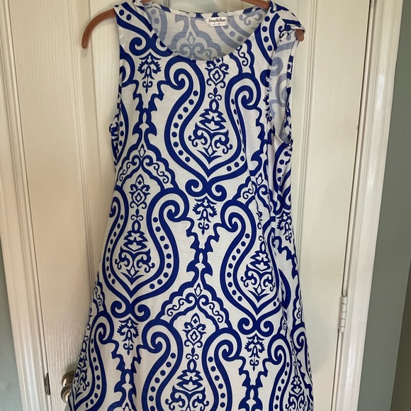 Ladie’s knit tank dress with pockets. - Picture 1 of 10